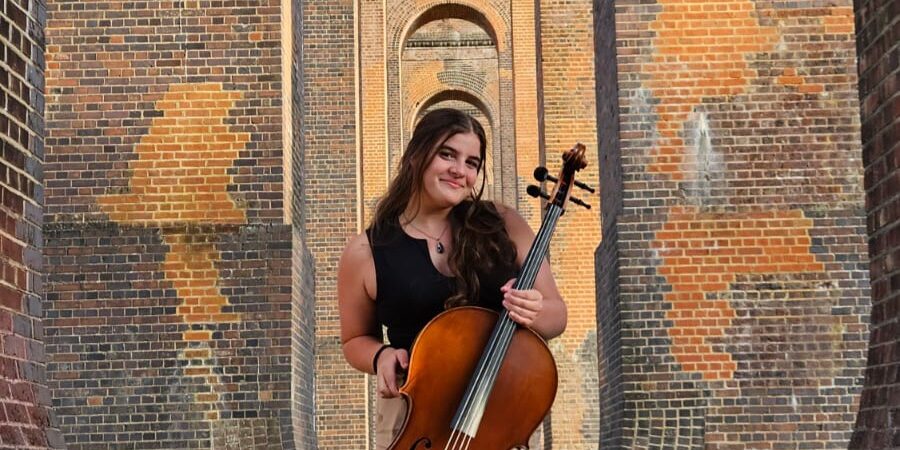 Agla-a-Carvalho-Dubost-Cello