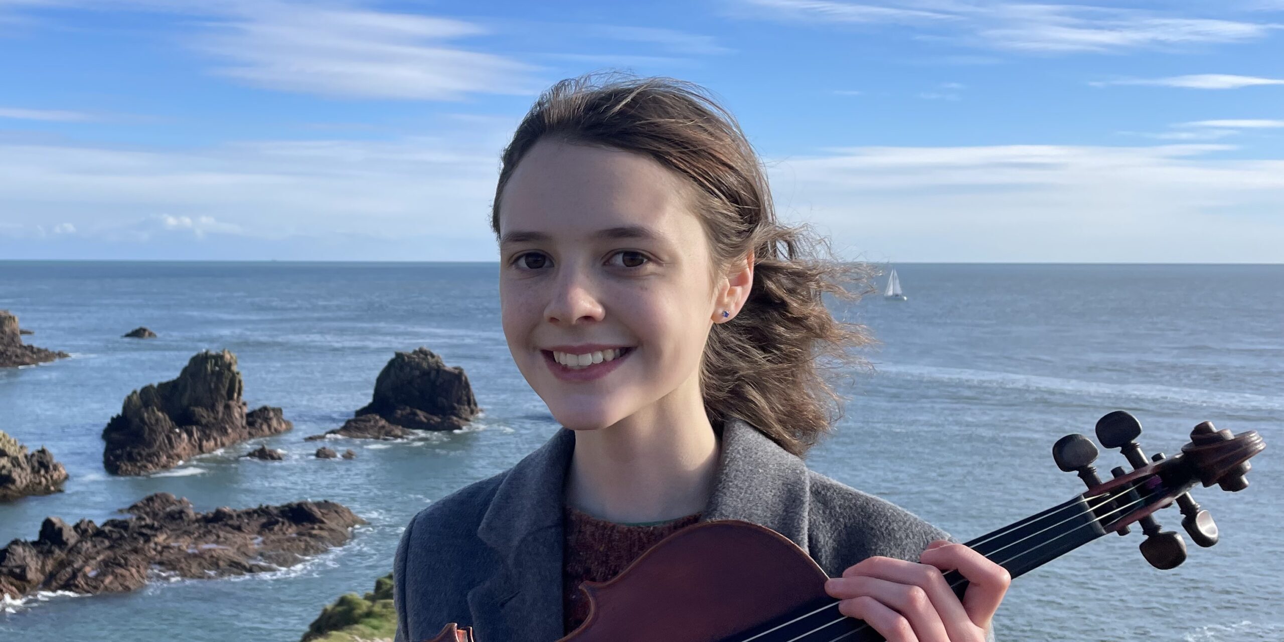 Charlotte-Slater-Violin