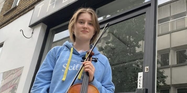 Jessica-Elliott-Viola