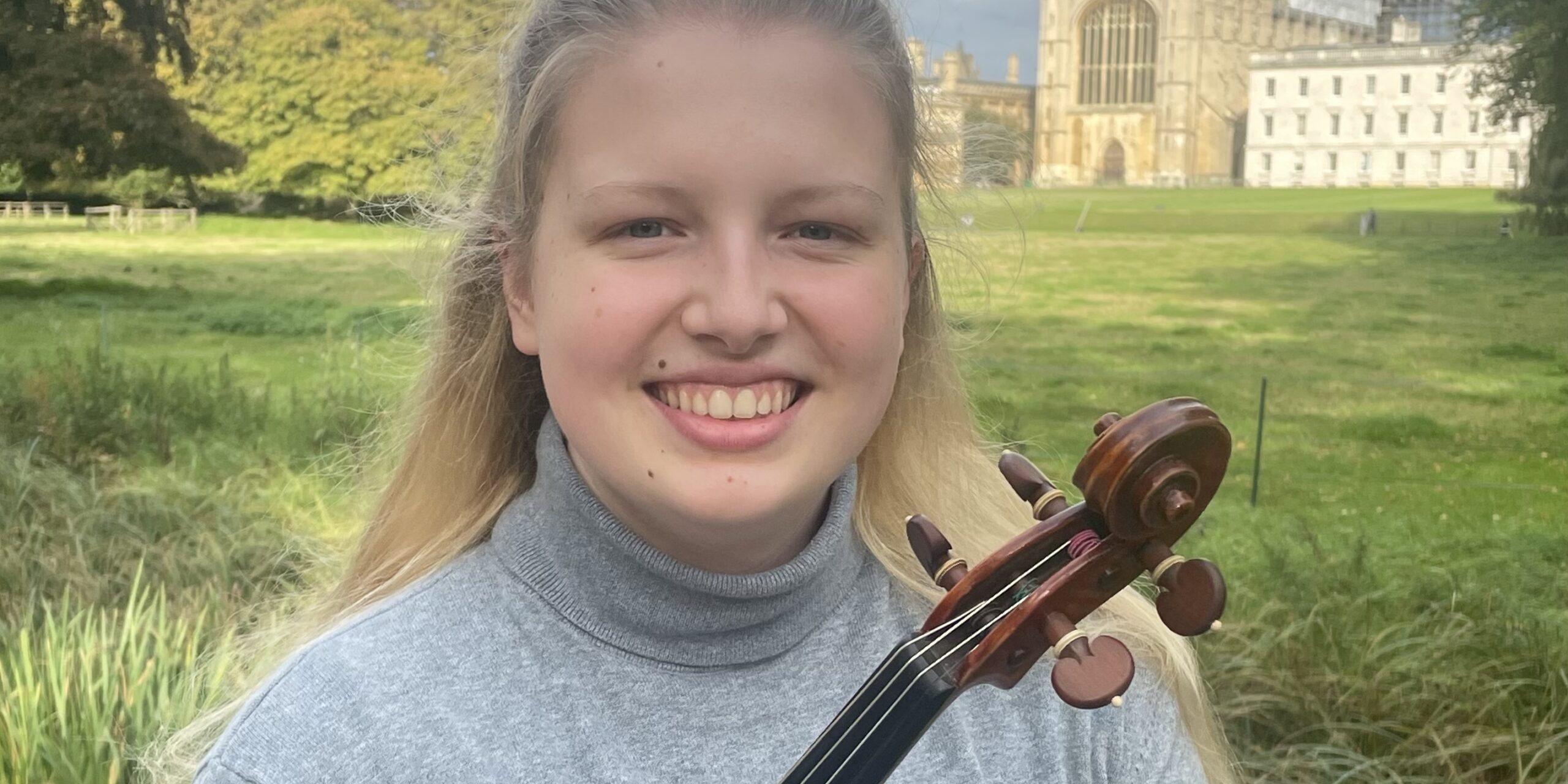 Luisa-Krausova-Martina-Violin