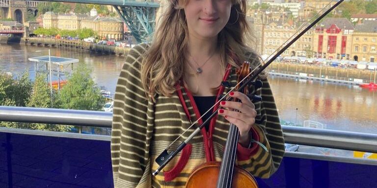 Lydia-Atkinson-Viola